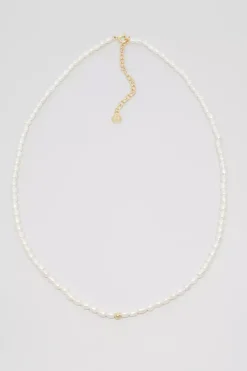 Kurze Halskette mit Süßwasserperlen – Pearl Necklace