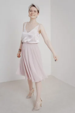 Kurzer Chiffonrock – Tulpa Rosé Sanna Lindström