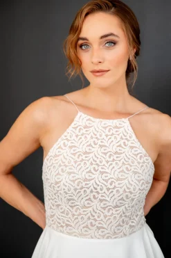 Kurzes Brautkleid mit dünnen Trägern – Junia noni One
