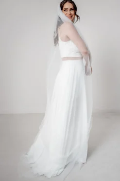 Langer, verzierter Schleier | The Perfect Bridal Company