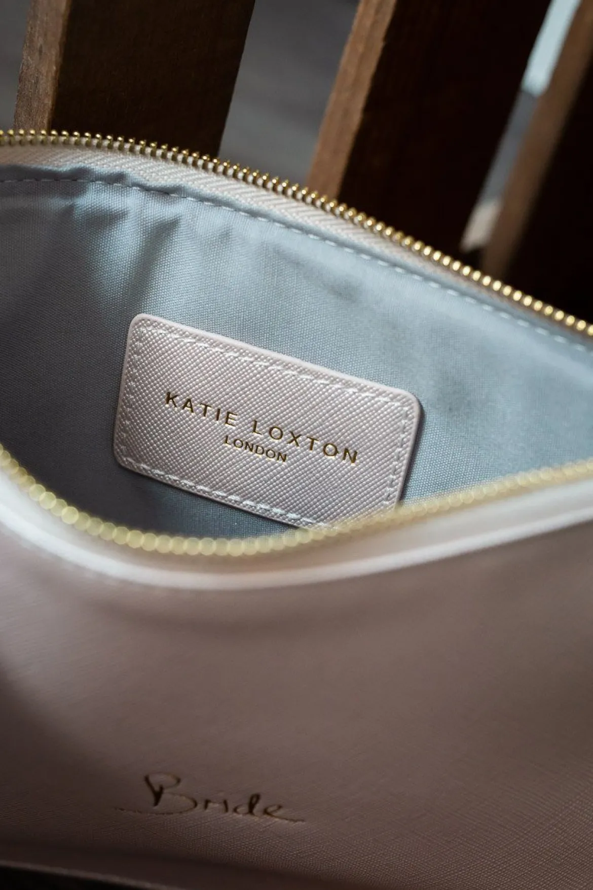 Pouch "Bride" in Metallic White – Katie Loxton